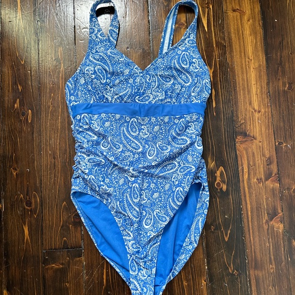 Lole swimsuit - 6 - Picture 2 of 4